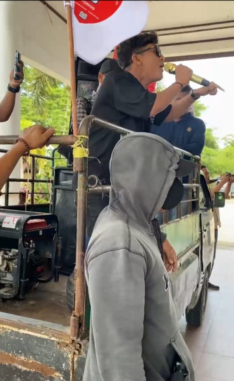 Fantastis Untuk Mobil dan Rumah Dinas DPRA Dinilai Lukai Hati Rakyat