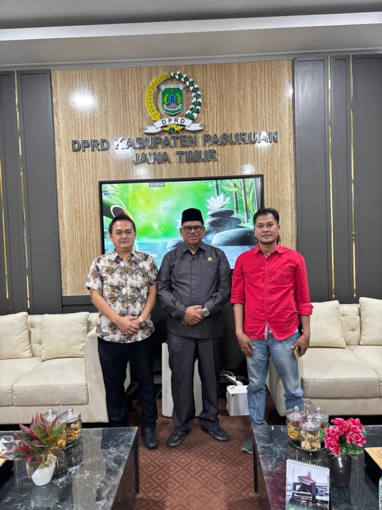 Dianggap Tutup Mata,Ketua DPRD dan KJJT Minta Bupati Menutup Cafe Gempol-9,Meiko Pandaan