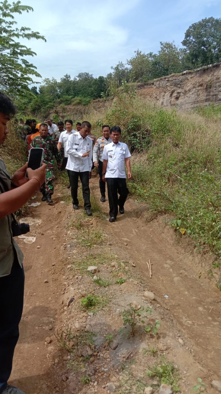 Walikota Cirebon Tinjau Lokasi Longsor Galian C di Kedungjumbleng Argasunya