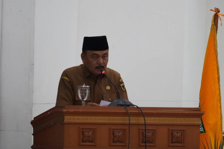 8 Fraksi DPRD Tanah Datar Setujui Ranperda Pertanggungjawaban APBD 2024 Jadi Perda