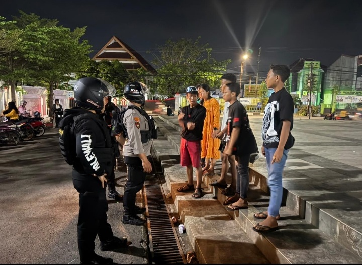 Unit Turjawali Perintis Presisi Samapta Polres Gowa Gelar Patroli KRYD dan Blue Light di Wilayah Rawan