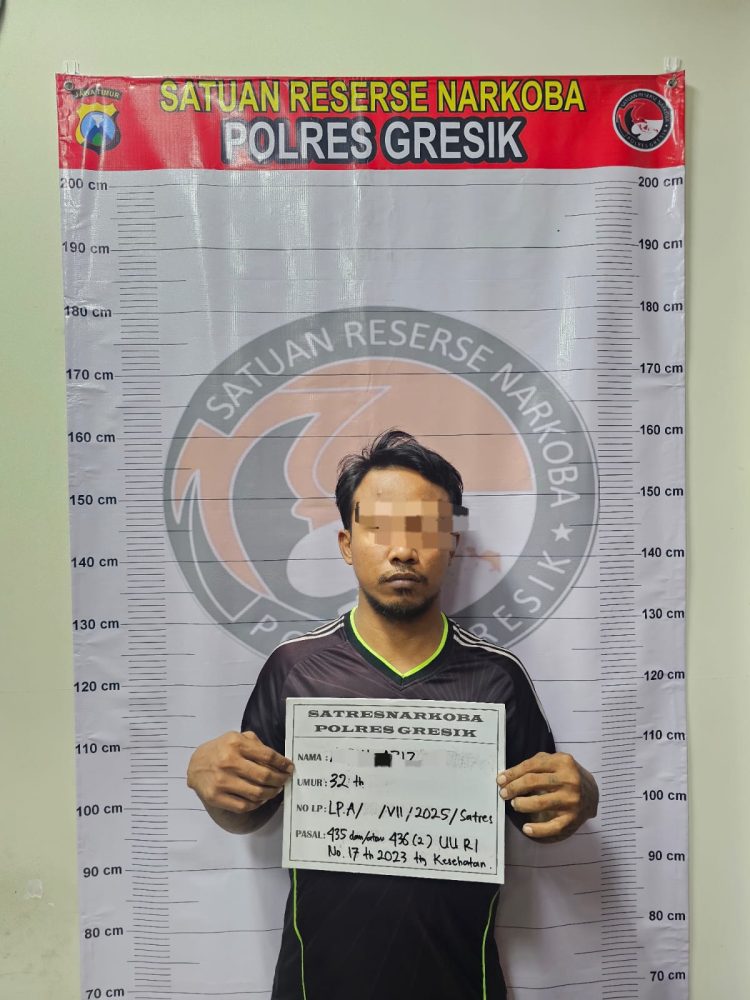 Polres Gresik Bongkar Jaringan Pil Koplo 3 Pengedar Ditangkap dengan Ribuan Butir Pil Koplor