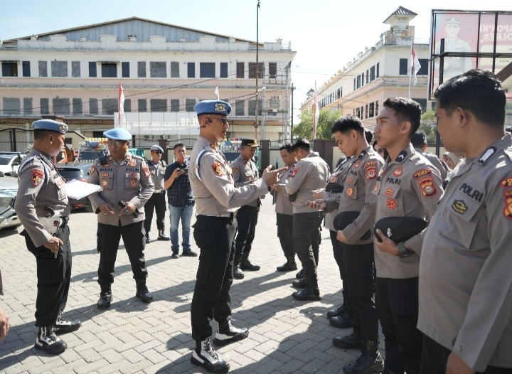 Bidpropam Polda Sulsel Laksanakan Sidak di Polres Gowa, Periksa Kelengkapan Administrasi Hingga Tes Urine Personel