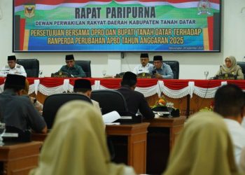 DPRD Gelar Paripurna Bersama Pemerintah Daerah Kabupaten Tanah Datar