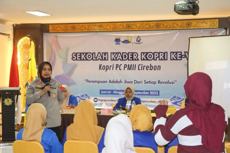 Kapolresta Cirebon Menjadi Pemateri Leadership Perempuan Sekolah Kader Kopri Ke-V Kopri PC PMII Cirebon