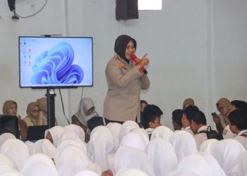 Police Goes To School Polresta Cirebon gandeng Forkopimda Beri Motivasi Generasi Muda Cirebon Jadi Pemimpin Bangsa