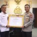 Kapolresta Sidoarjo Terima Penghargaan Menteri Imigrasi dan Pemasyarakatan