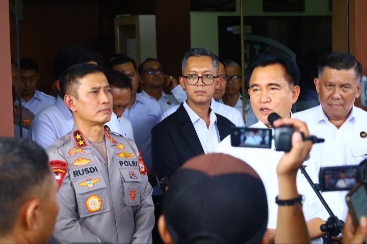 *Polda Sulsel Terima Kunjungan Menko Kumham Imipas, Pastikan Penanganan Tahanan Kasus Demo Sesuai HAM*